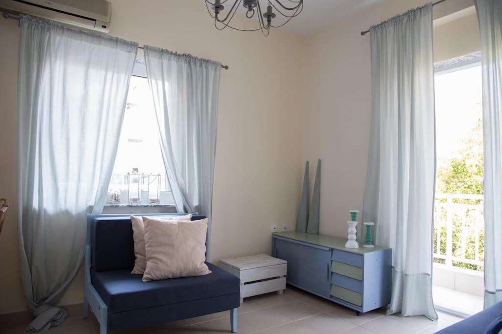 Blue Theros Apartments Paralia Dionysiou Luaran gambar